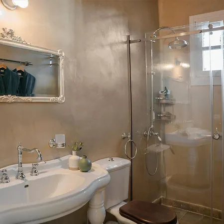 Delightful Kefalonia 5 Bedrooms Panoramic Sea & Mountain Views Villa Atsoupades