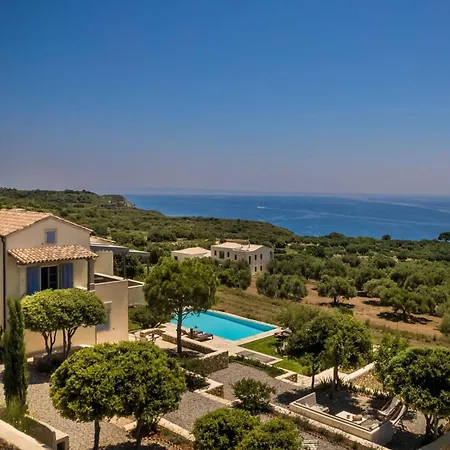 Villa Delightful Kefalonia 5 Bedrooms Panoramic Sea Mountain Views Atsoupades