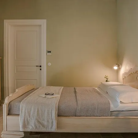 ヴィラ Delightful Kefalonia 5 Bedrooms Panoramic Sea & Mountain Views